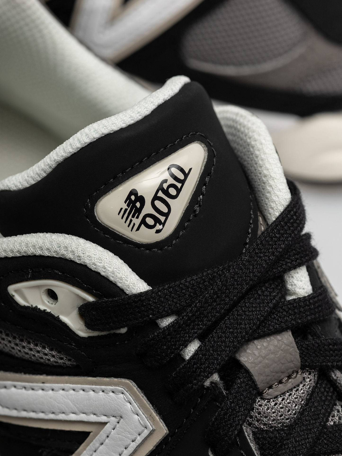 Сникърси New Balance U9060510 Black/Castlerock/White New Balance