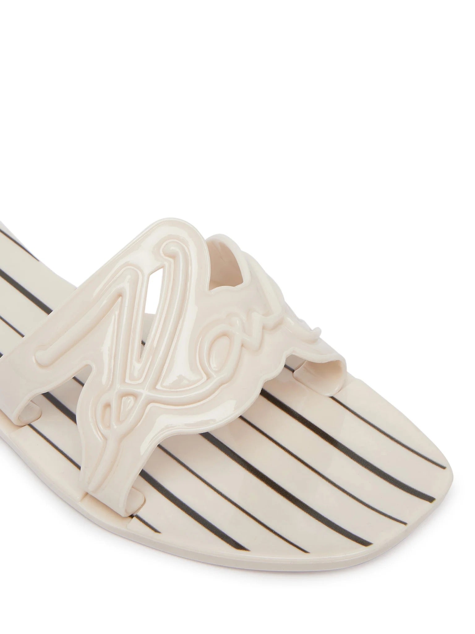 Дамски чехли Karl Lagerfeld Jelly KL80008C V10 – Бели KARL LAGERFELD