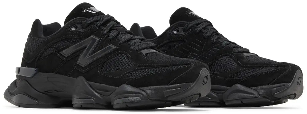 Сникърси New Balance 9060 Triple Black