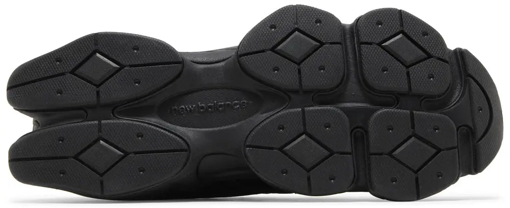 Сникърси New Balance 9060 Triple Black