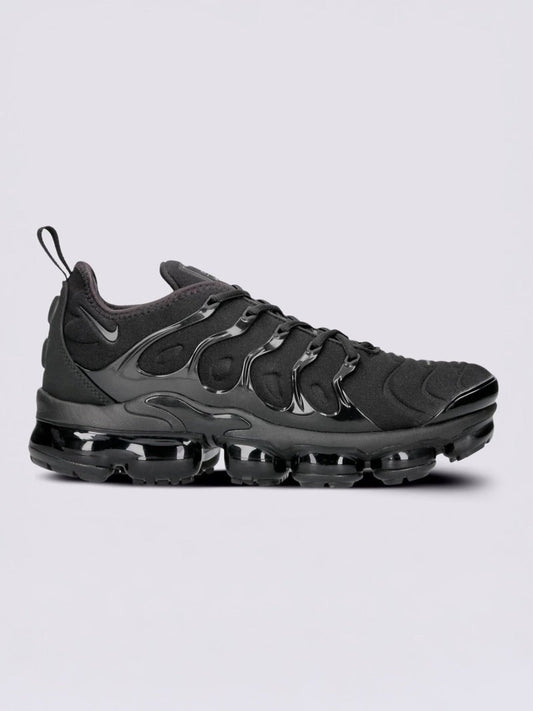 NIKE AIR VAPORMAX PLUS BLACK Nike