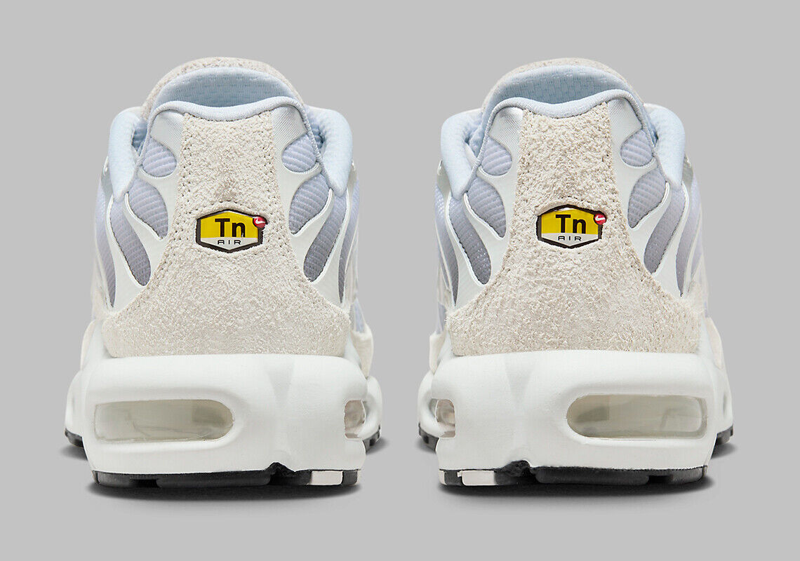 Nike Air Max Plus TN Sail Pure Platinum Silver