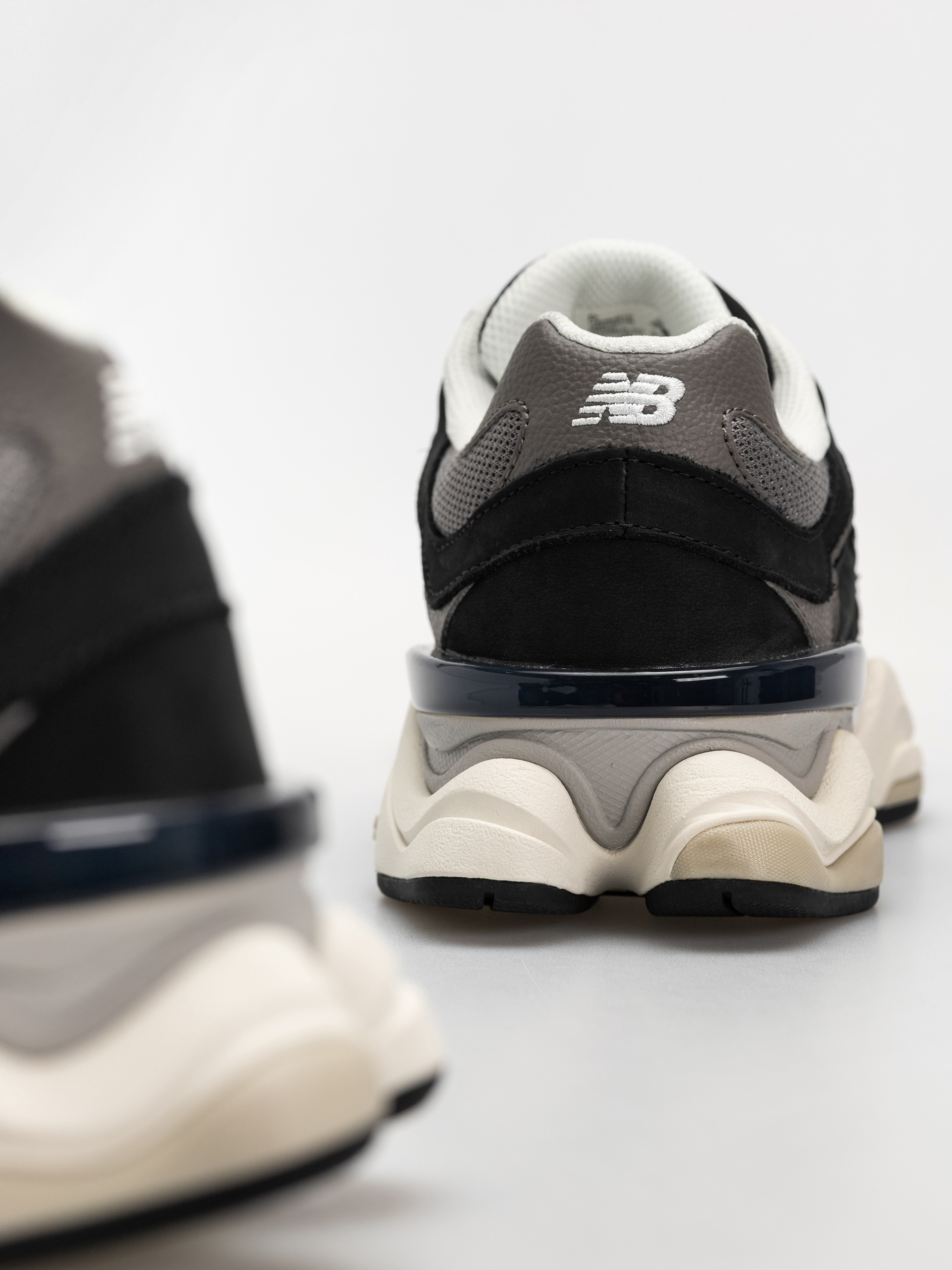 Сникърси New Balance U9060510 Black/Castlerock/White New Balance