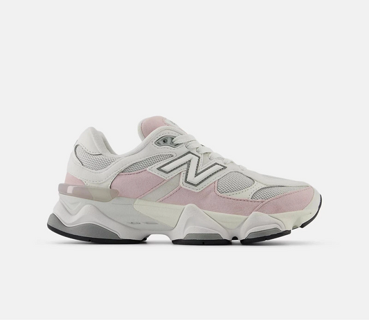 Сникърси New Balance 9060 Rose